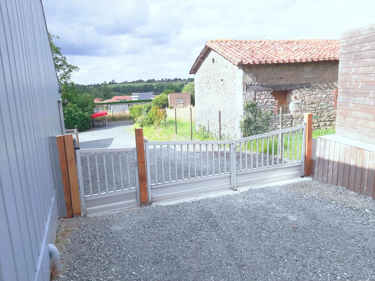 Gite Des Maries A 7Mn Du Puy Du F0U 查姆布里陶德 外观 照片